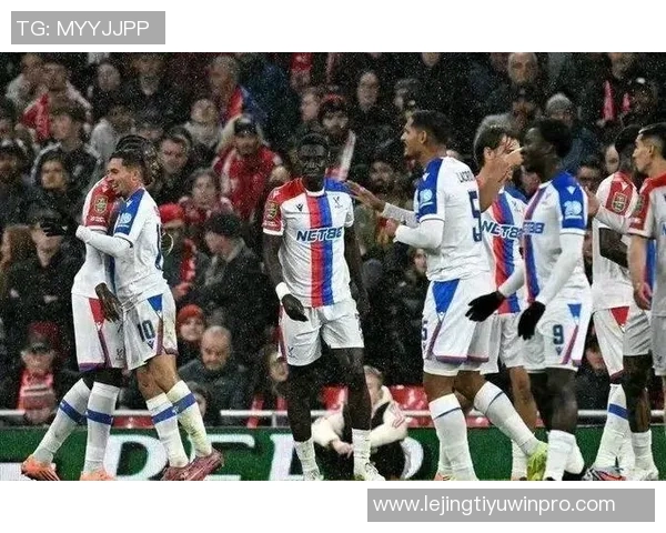 英超分析:阿森纳切尔西客场遭遇失利曼城利物浦稳获三分 英超分析:阿森纳切尔西客场遭遇失利曼城利物浦稳获三分