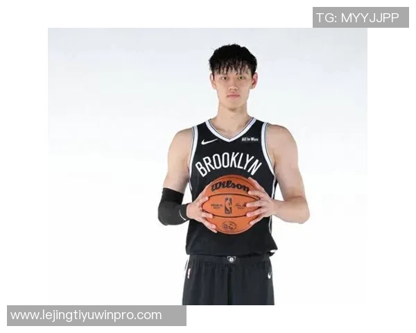 曾凡博期待在NBA中国赛中展现自我感受篮球的热情与荣耀 曾凡博期待在NBA中国赛中展现自我感受篮球的热情与荣耀