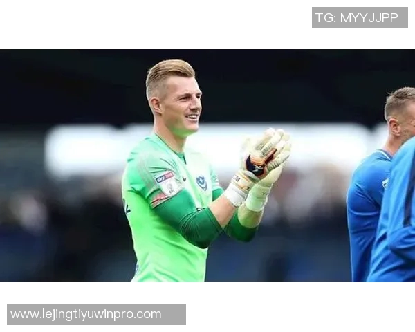 19岁韩国小将梁民革补时绝杀助朴茨茅斯逆转查尔顿精彩瞬间